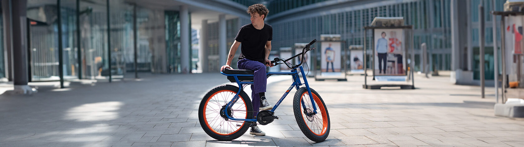 Электровелосипед Ruff Cycles Biggie Bosch Active Line Paposo Blue